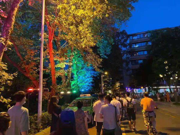 CITY WALKER 丨 单身小伙伴的夜徒交友，以最轻松、有趣的方式邂逅。