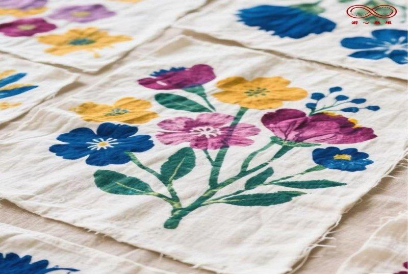 “手拓春光藏美好 非遗染韵伴成长”